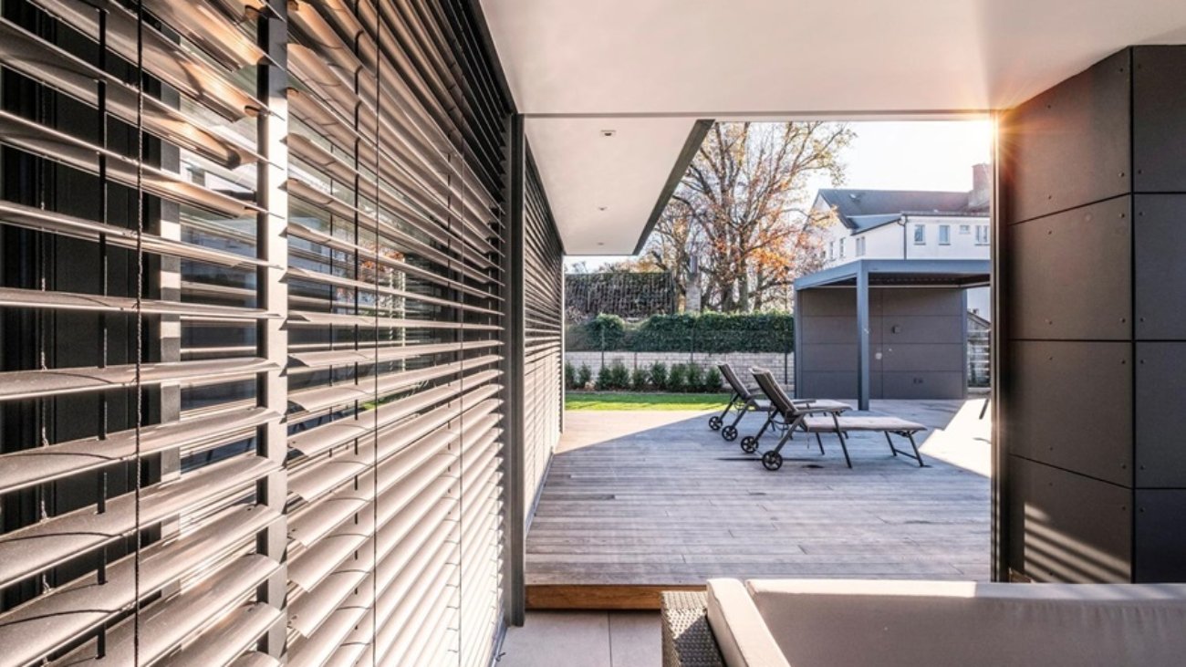 Slimme zonwering van WAREMA voorkomst oververhitting van uw woning of kantoor